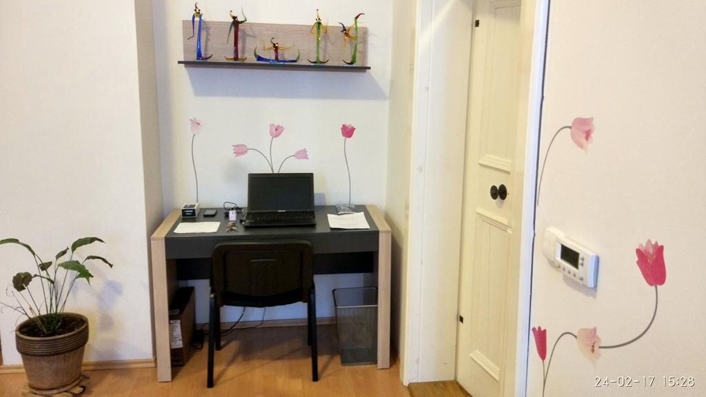 Apartments Tynska 7 Prague Luaran gambar