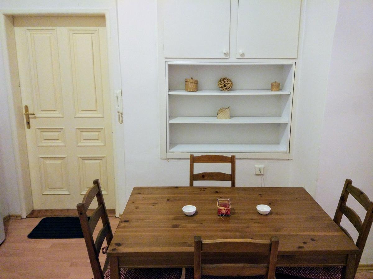 Apartments Tynska 7 Prague Luaran gambar