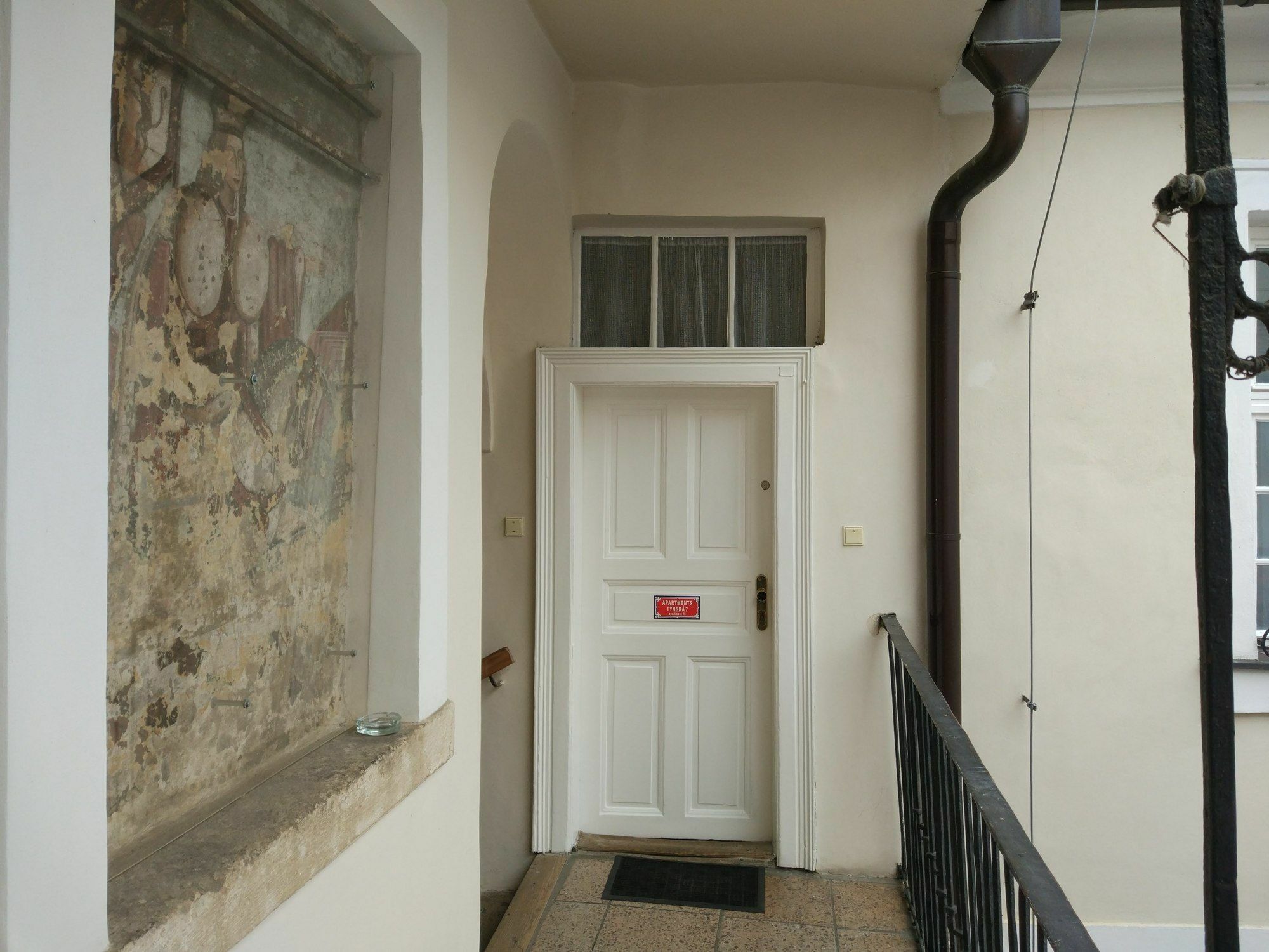 Apartments Tynska 7 Prague Luaran gambar